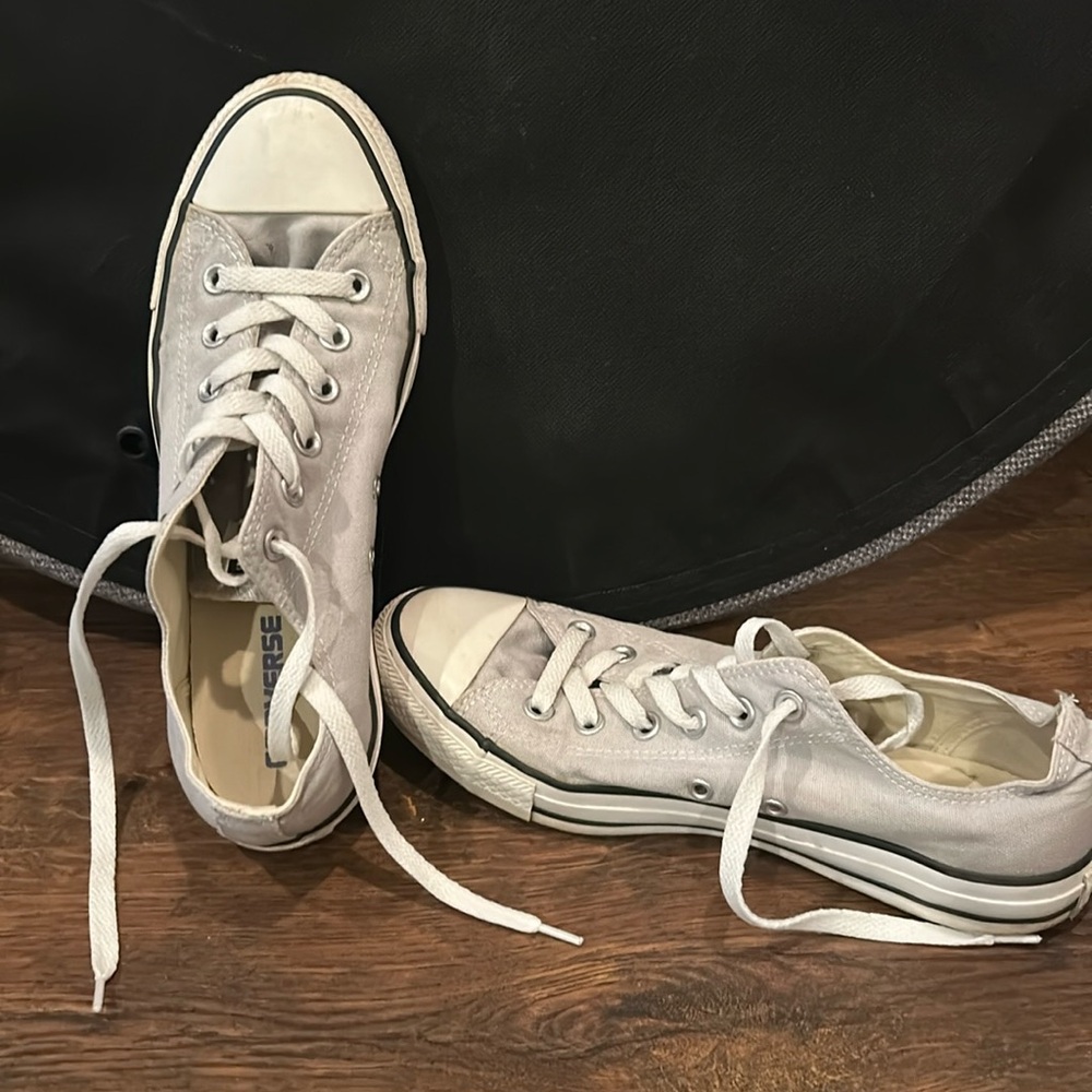 Women’s converse sneakers